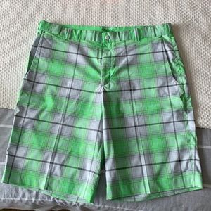 NIKE Men’s Golf Shorts Dri-Fit!